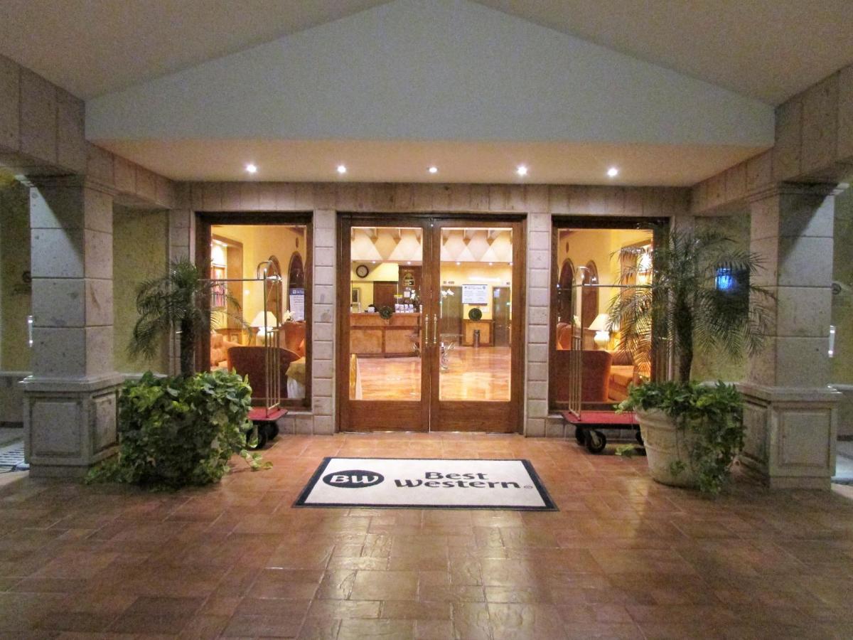 Hotel Western Del Rio Express 4*